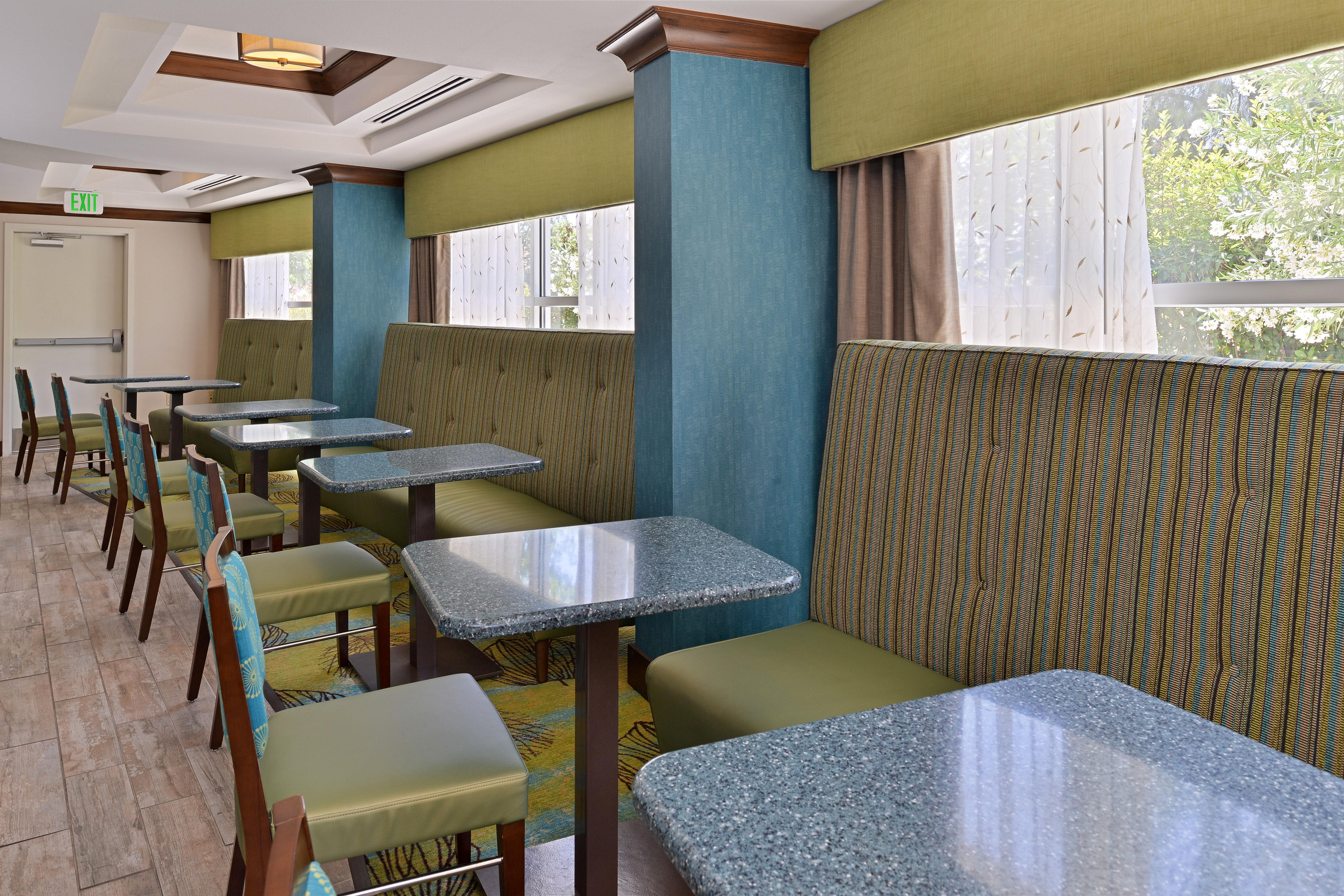 Holiday Inn Express Fresno River Park Highway 41 By Ihg Exterior foto