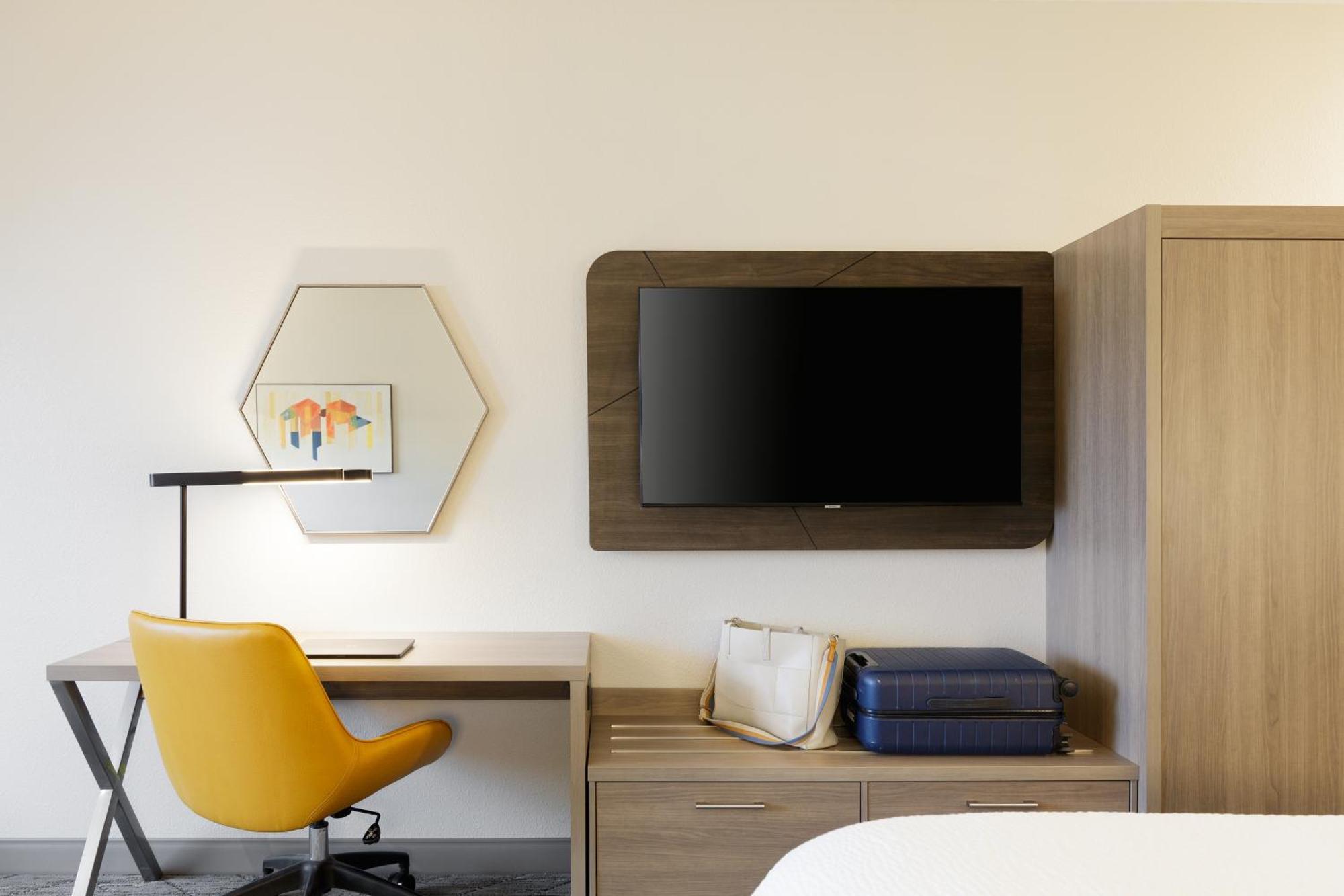 Holiday Inn Express Fresno River Park Highway 41 By Ihg Exterior foto
